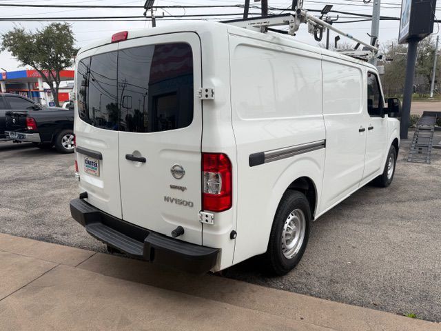 2017 Nissan NV Image 5