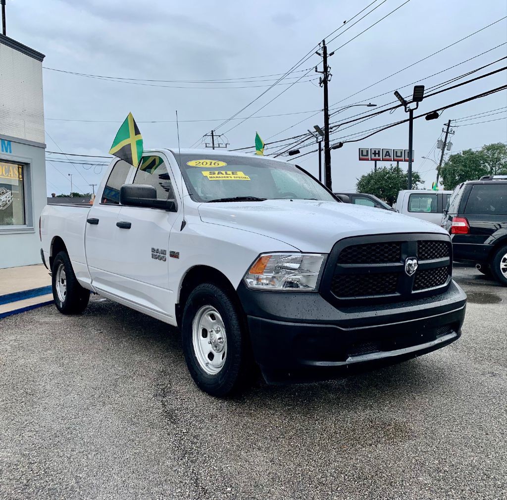 2018 RAM 1500 Image 3