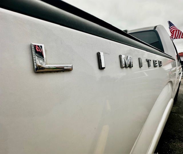 2011 Ford F-150 Image 6