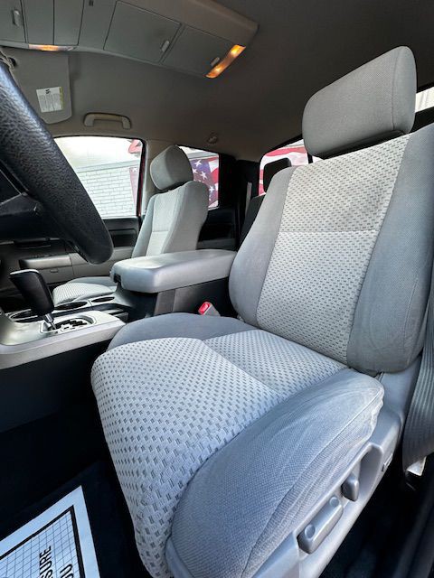 2013 Toyota Tundra Image 9