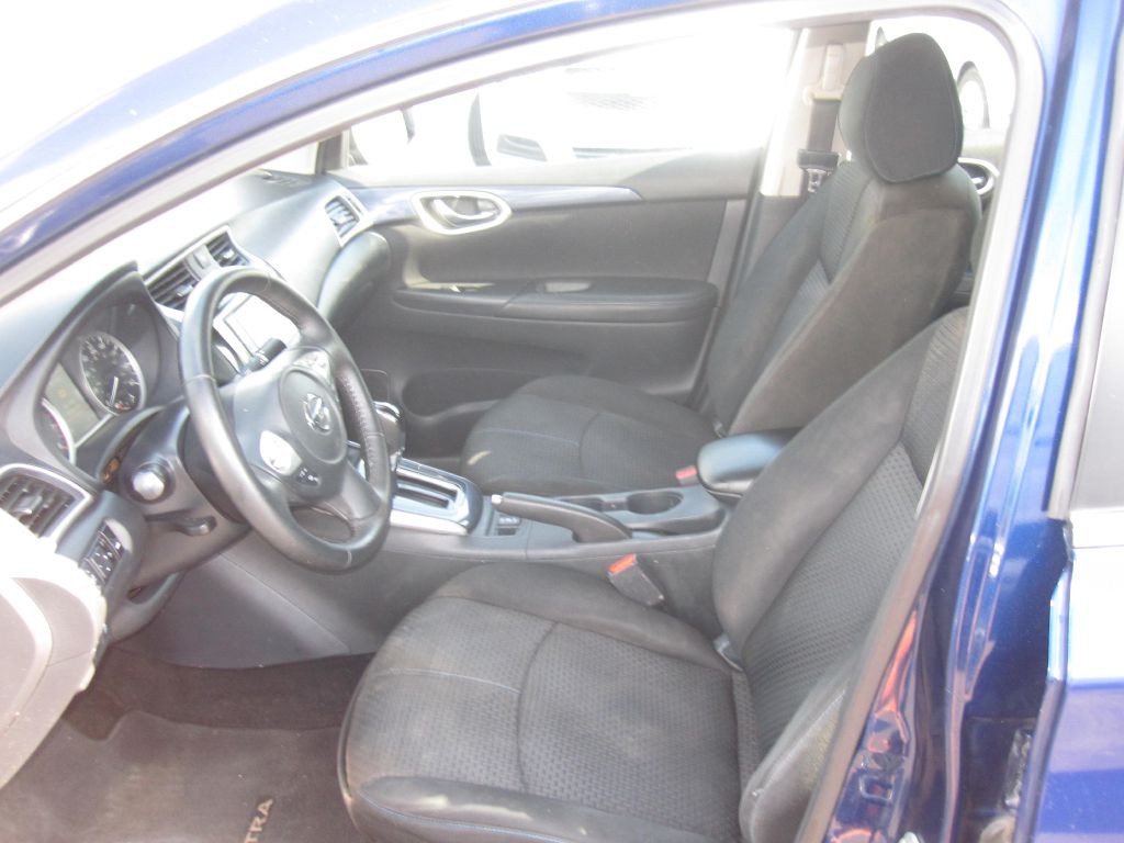 2019 Nissan Sentra Image 9