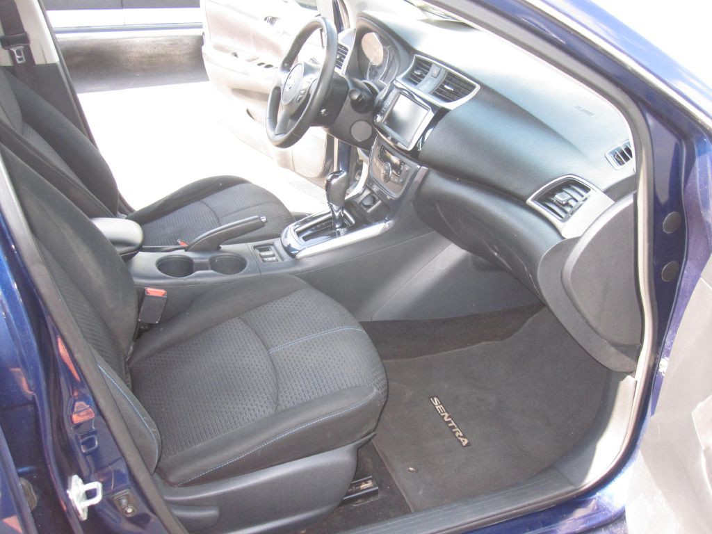 2019 Nissan Sentra Image 12