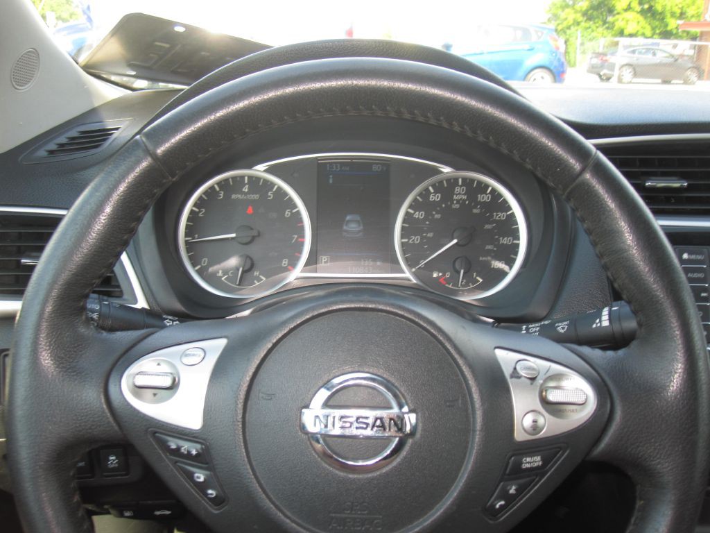 2019 Nissan Sentra Image 13