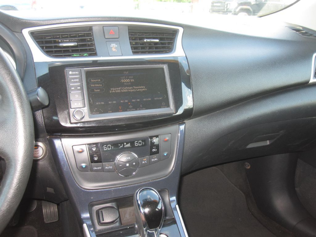 2019 Nissan Sentra Image 15