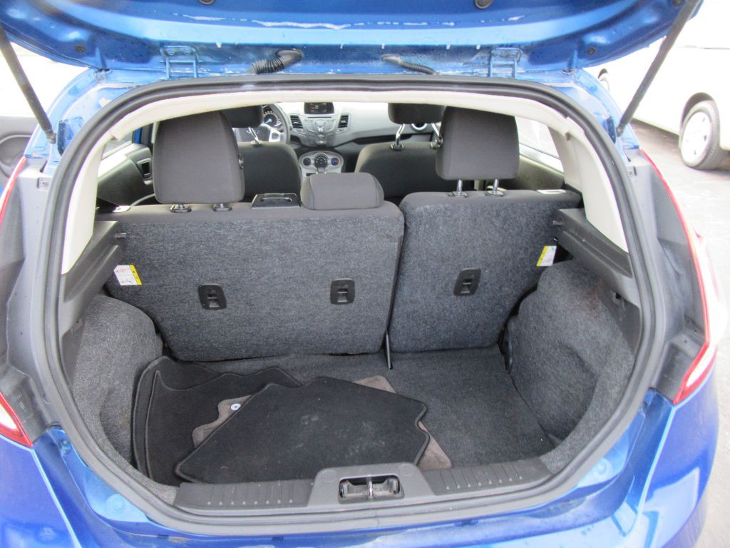 2018 Ford Fiesta Image 11