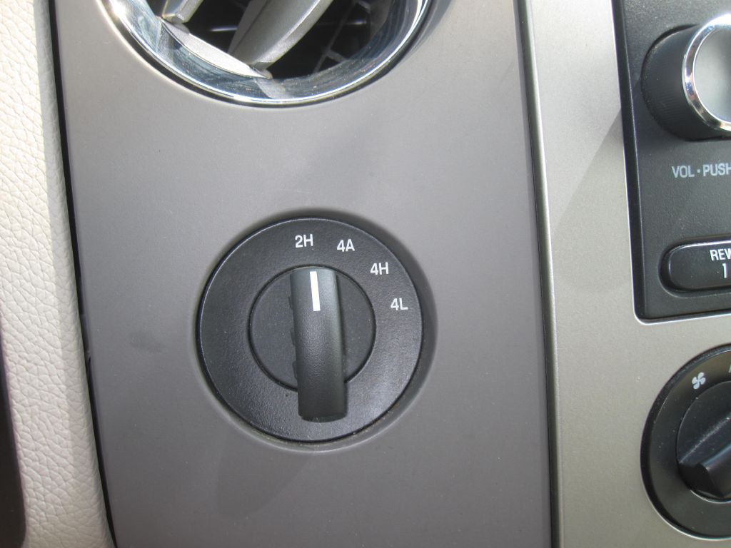 2014 Ford Expedition Image 16