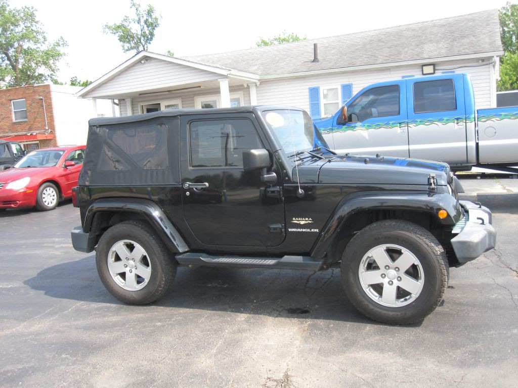 2010 Jeep Wrangler Image 3