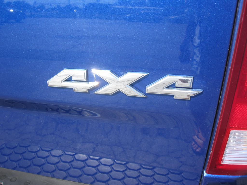 2016 RAM 1500 Image 3