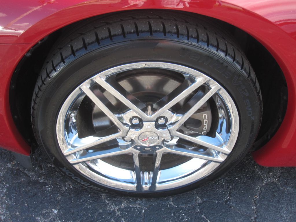 2005 Chevrolet Corvette Image 5