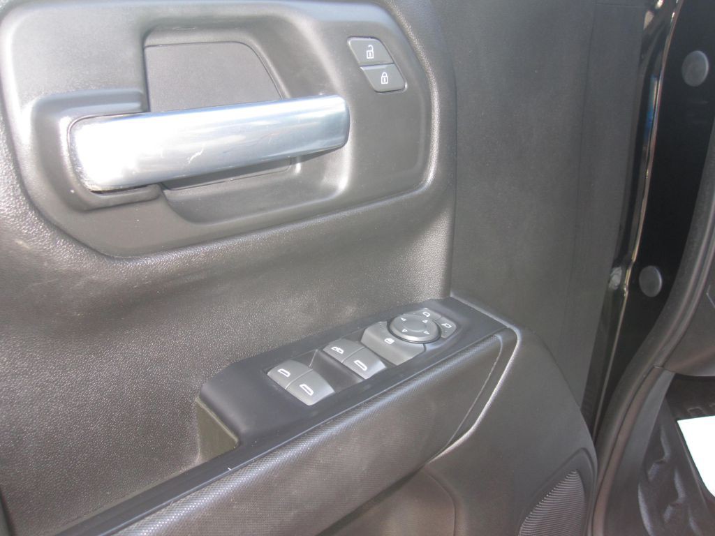 2019 Chevrolet Silverado 1500 Image 11