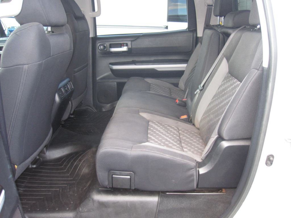 2019 Toyota Tundra Image 12