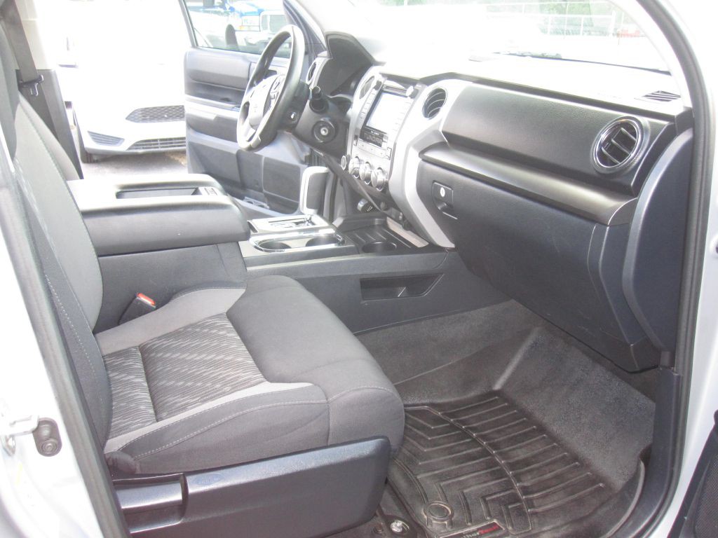 2019 Toyota Tundra Image 15