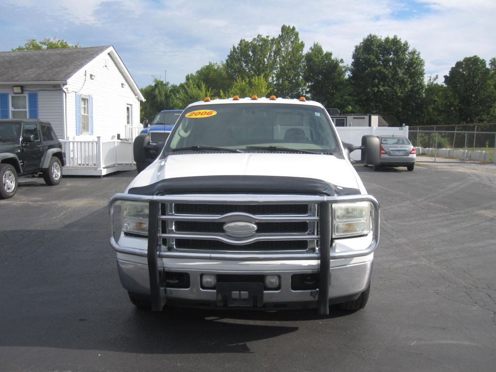 2006 Ford F-350 Image 2