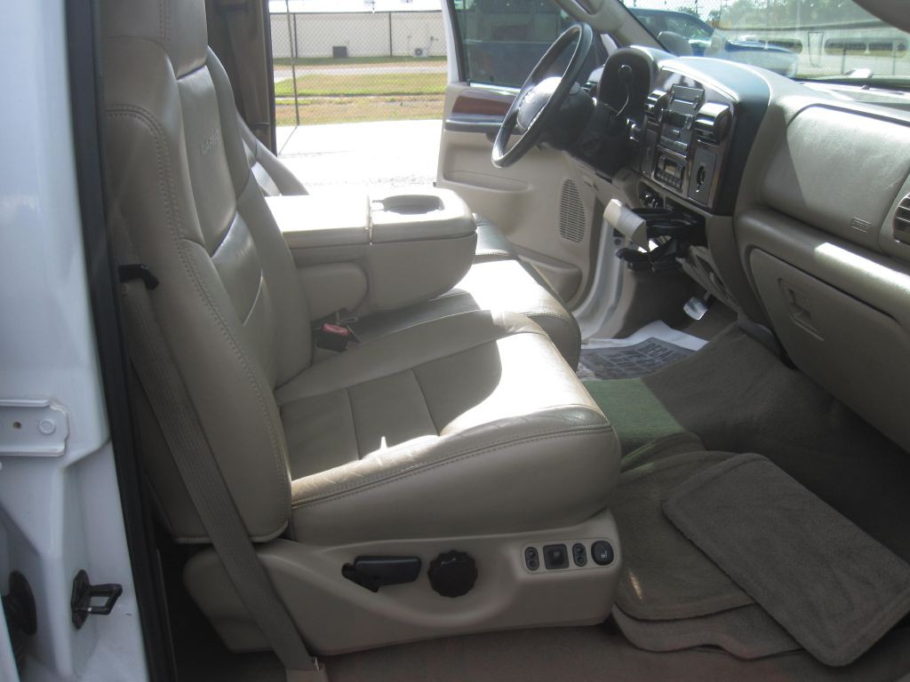 2006 Ford F-350 Image 13