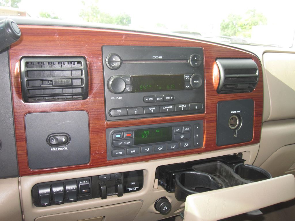 2006 Ford F-350 Image 16