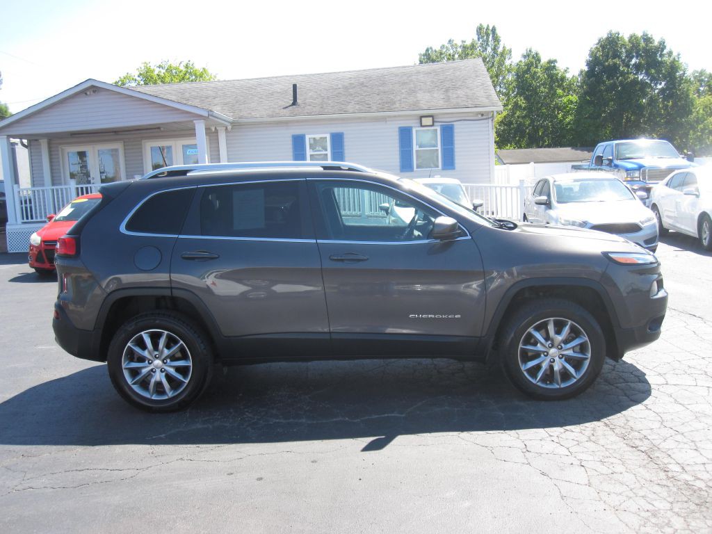 2018 Jeep Cherokee Image 5