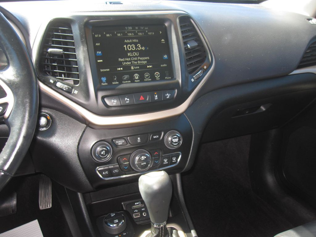 2018 Jeep Cherokee Image 20