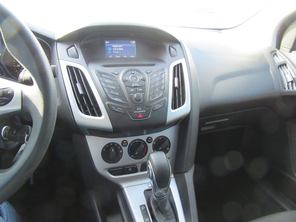 2014 Ford Focus Image 14