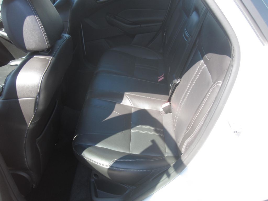 2013 Ford Focus Image 10