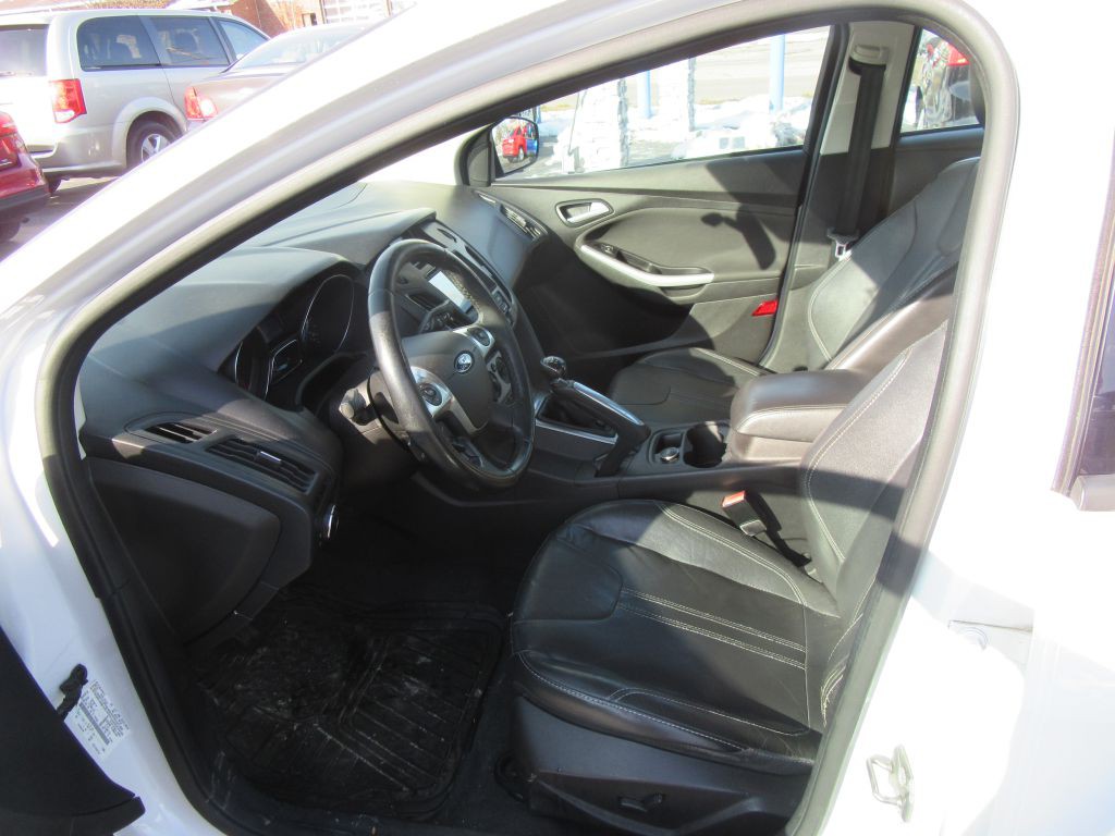 2013 Ford Focus Image 5