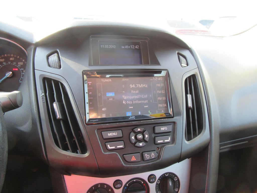 2013 Ford Focus Image 16