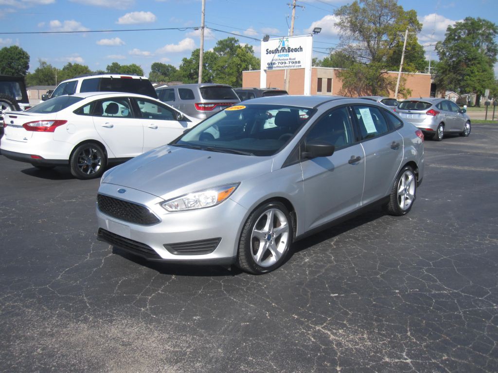 2018 Ford Focus Image 1