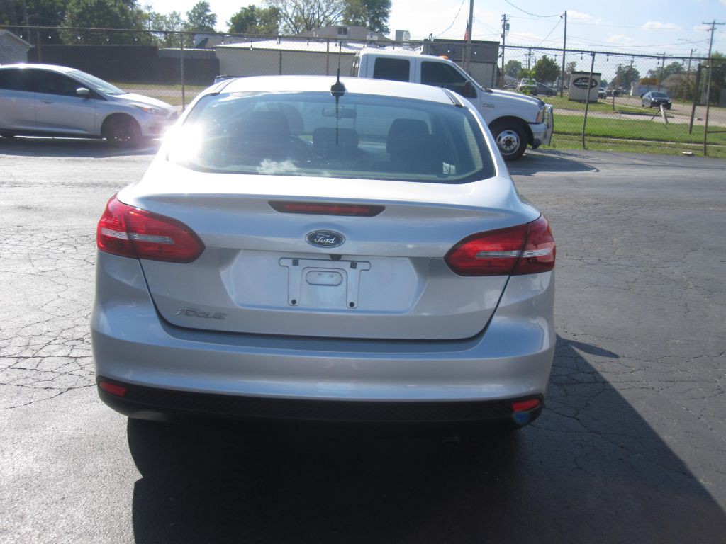 2018 Ford Focus Image 6