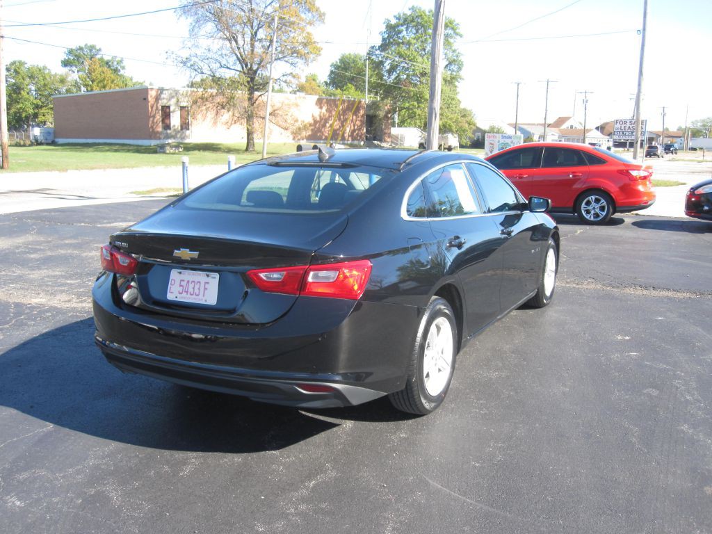 2020 Chevrolet Malibu Image 3