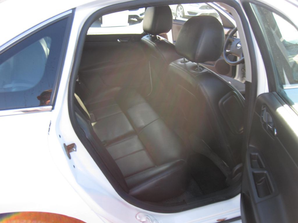 2013 Chevrolet Impala Image 9