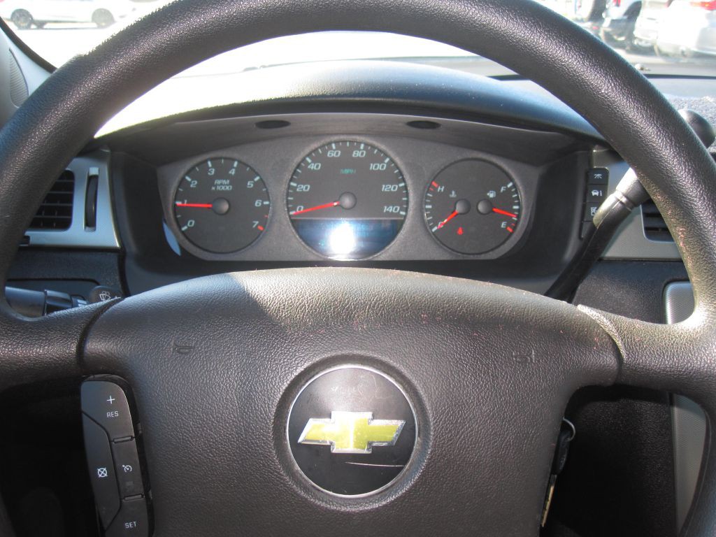 2013 Chevrolet Impala Image 11