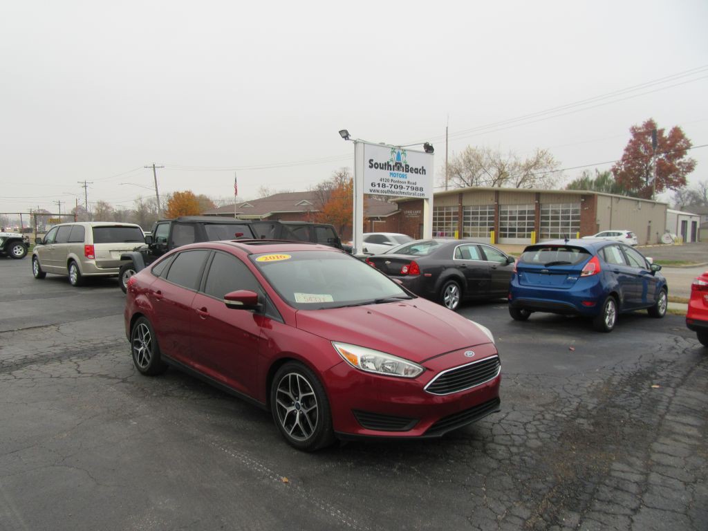 2016 Ford Focus Image 1