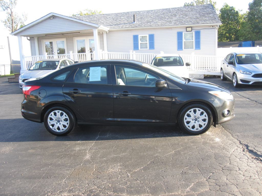 2012 Ford Focus Image 3