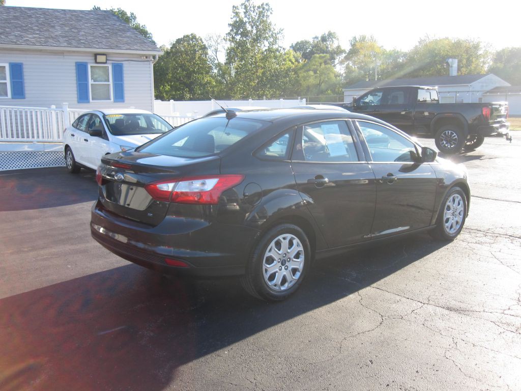 2012 Ford Focus Image 4