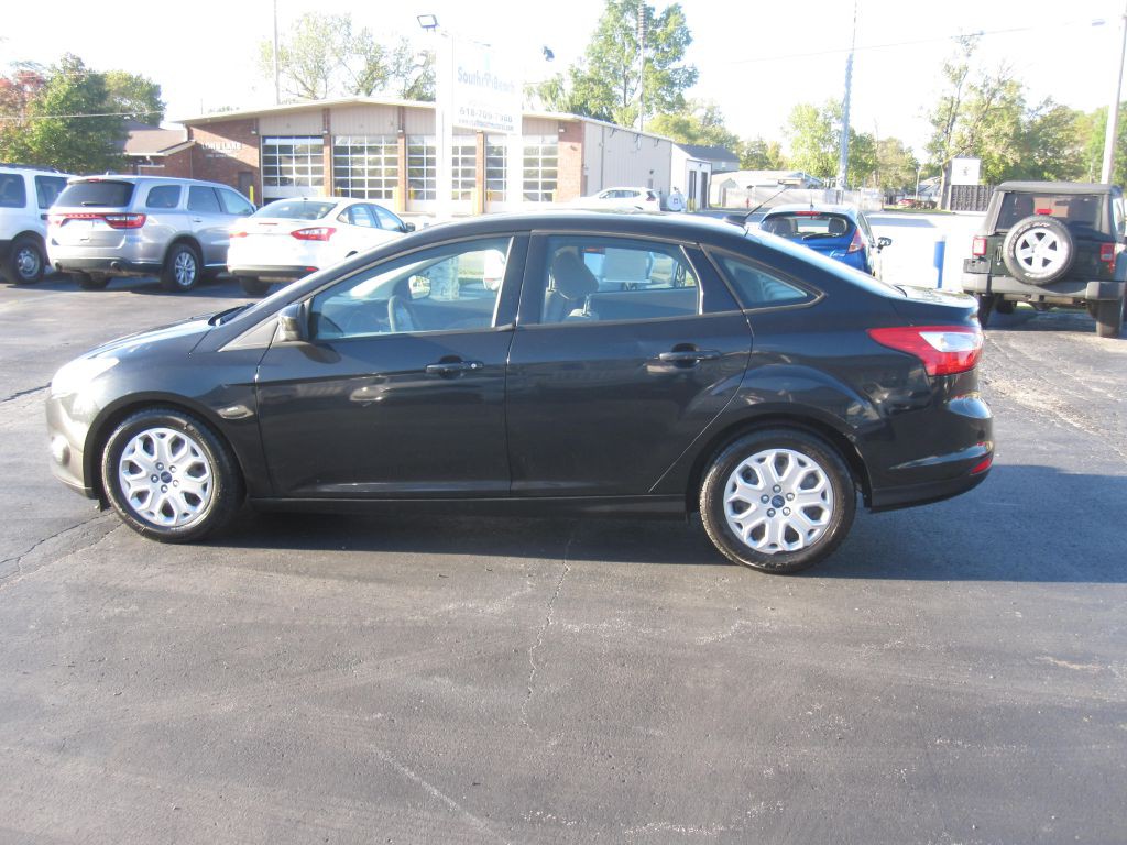 2012 Ford Focus Image 7