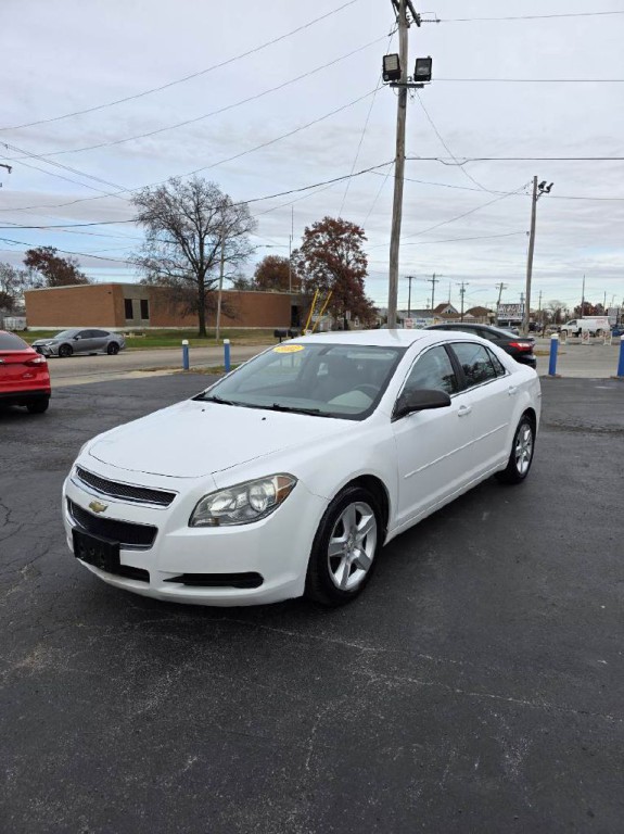 2012 Chevrolet Malibu Image 3