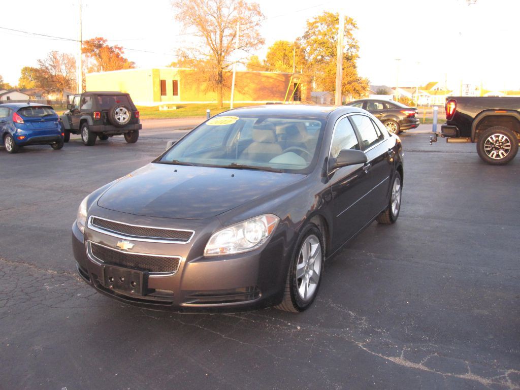 2012 Chevrolet Malibu Image 1