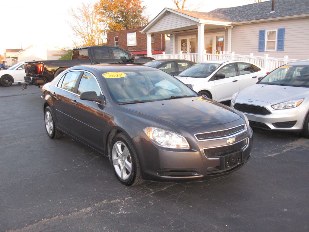 2012 Chevrolet Malibu Image 3