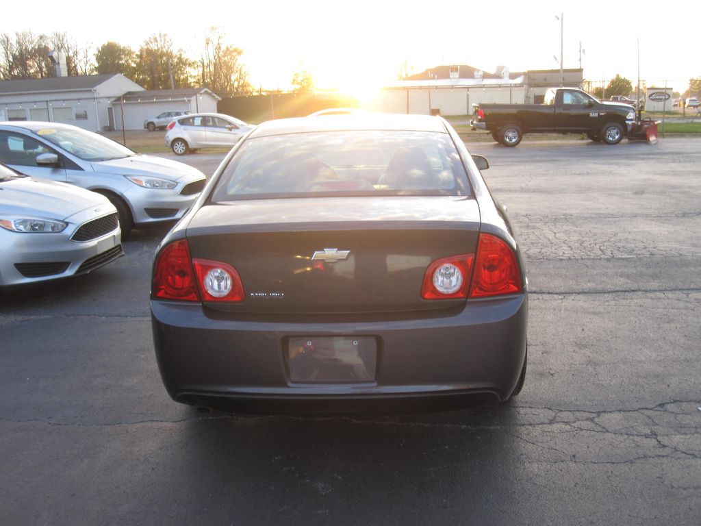 2012 Chevrolet Malibu Image 5