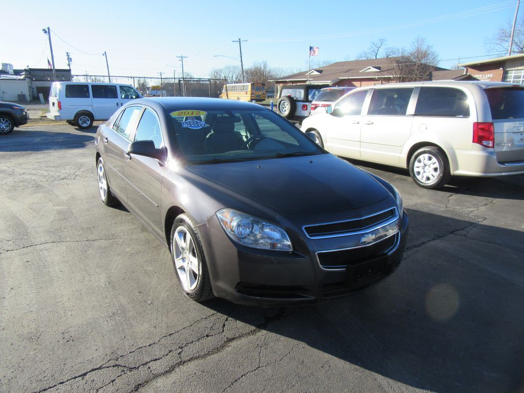 2012 Chevrolet Malibu Image 3