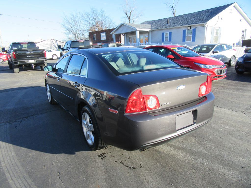 2012 Chevrolet Malibu Image 7