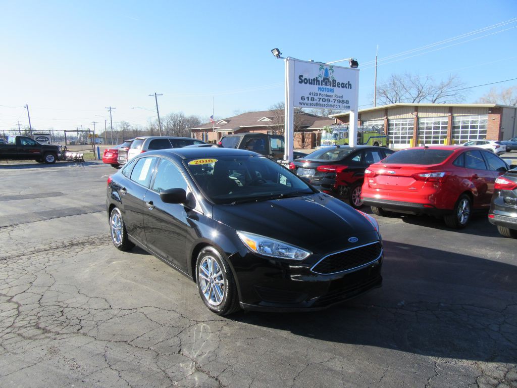 2016 Ford Focus Image 1