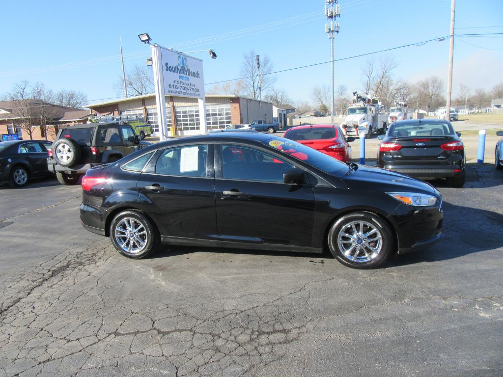 2016 Ford Focus Image 5