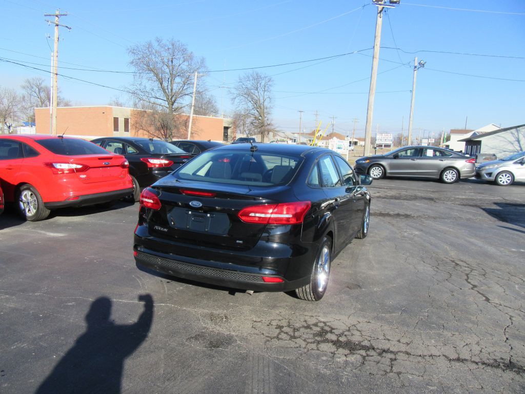 2016 Ford Focus Image 6