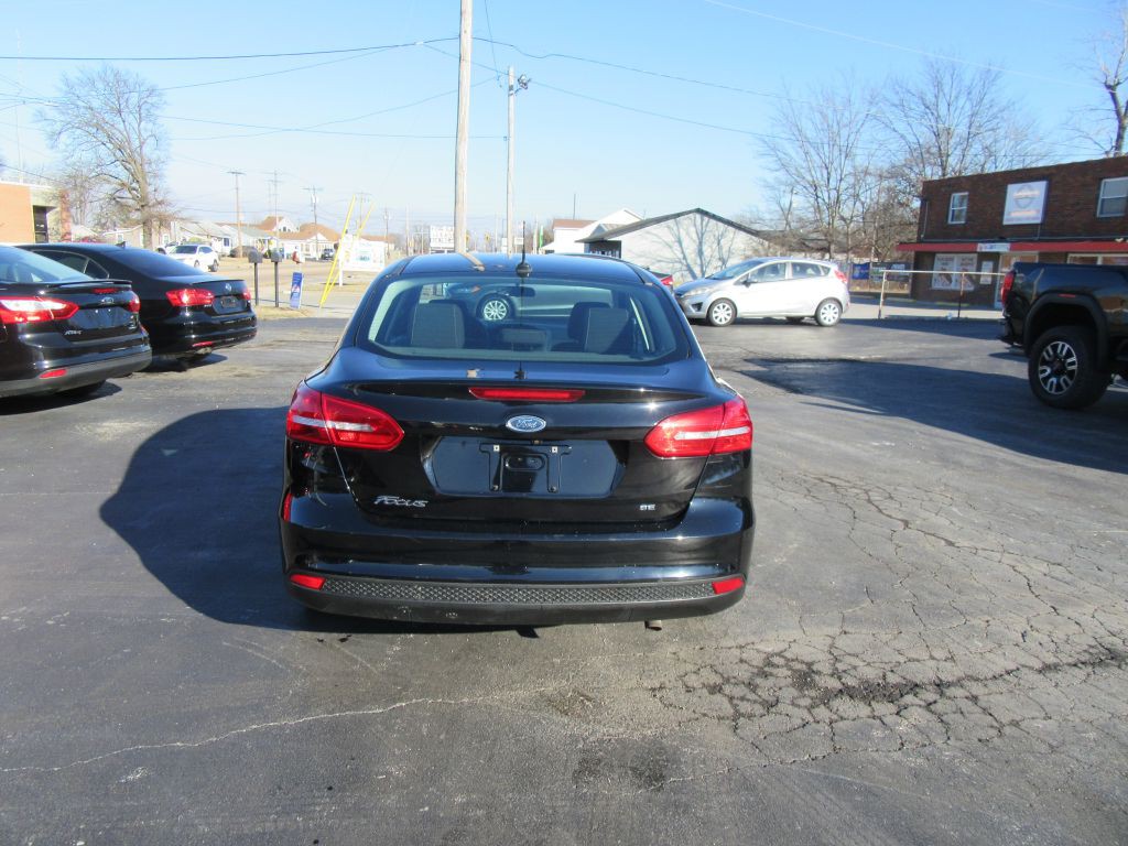 2016 Ford Focus Image 7