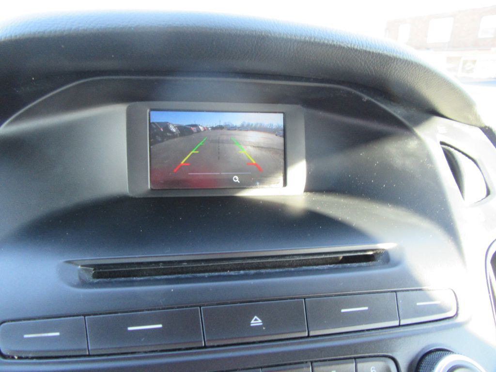 2016 Ford Focus Image 16