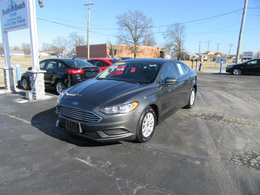 2018 Ford Fusion Image 1