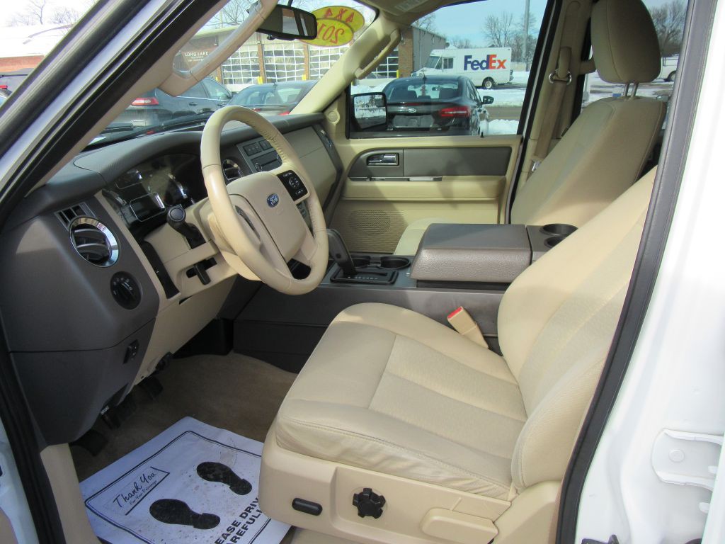 2013 Ford Expedition Image 9