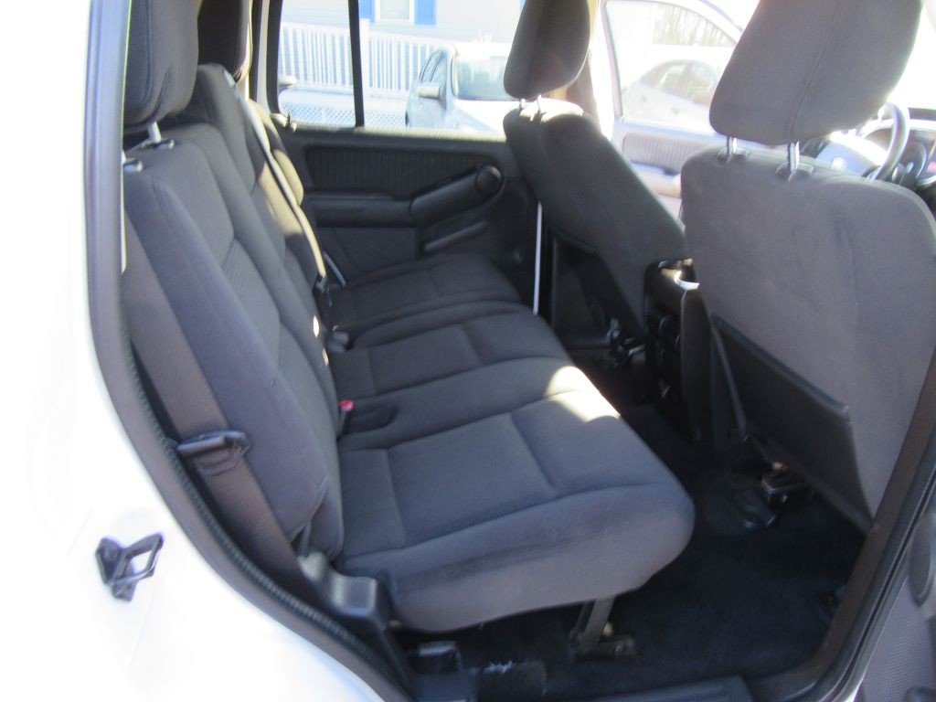 2010 Ford Explorer Image 12