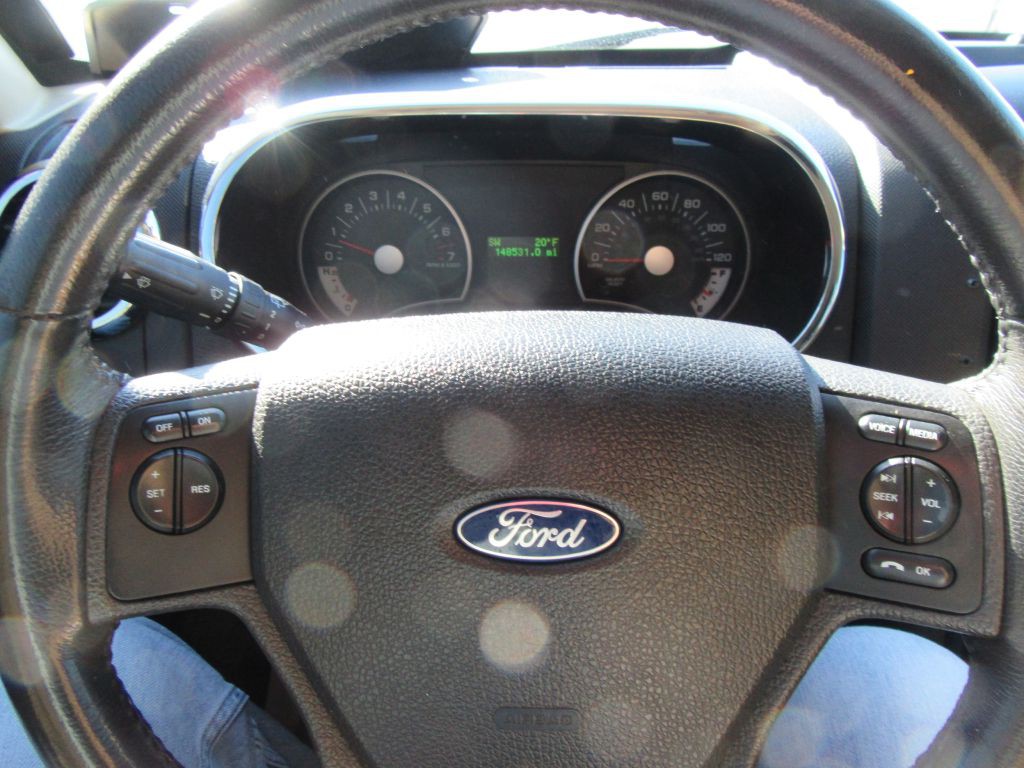2010 Ford Explorer Image 15