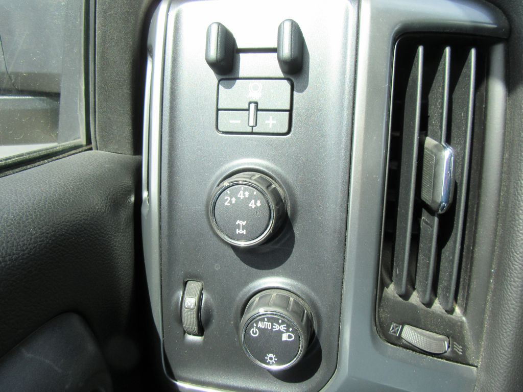 2015 Chevrolet Silverado 1500 Image 15